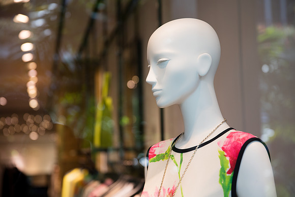 20160417_Mannequins_and_Windows_075A0097
