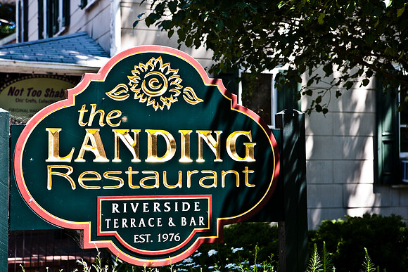 06577_ZV4N_0095_DG_COLOR_NEW_HOPE_PENNSYLVANIA_PA_USA_2007_graphics_signs_details_signs_graphcs