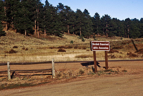 47433_B5_SL_COLOR_ARGOTOWN_HWY40_COLORADO_WY_97_08.jpg