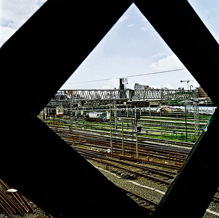 2661_FM_COLOR_SQ_TRAIN_STATION_BUENOS_AIRES_ARGENTINA_2004_8