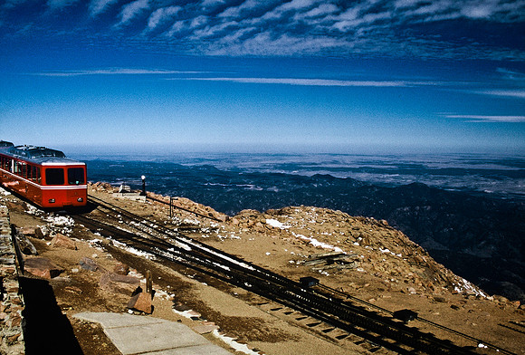 47455_B5_SL_COLOR_PIKES_PEAK_HWY_COLORADO_WY_97_11.jpg