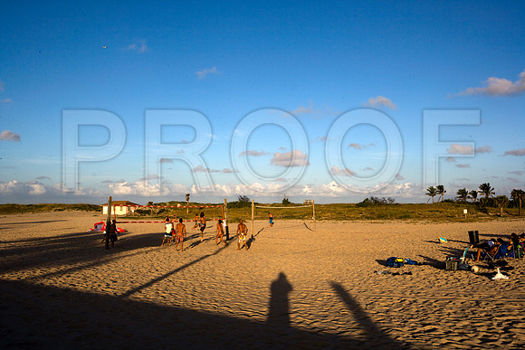 84704_ZV4N_9340_FL_USA