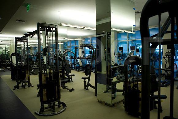 36138_DG_Color_USA_Miami_FL_Related_GroupZV4N0292