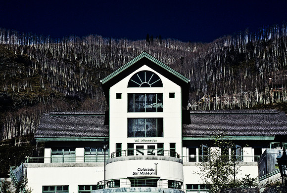 47462_B5_SL_COLOR_VAIL_COLORADO_WY_97_05.jpg