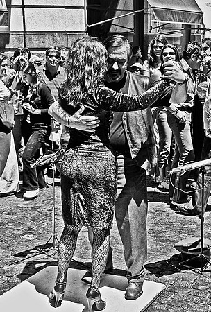 2627_FM_BW_35MM_BUENOS_AIRES_ARGENTINA_2004_17