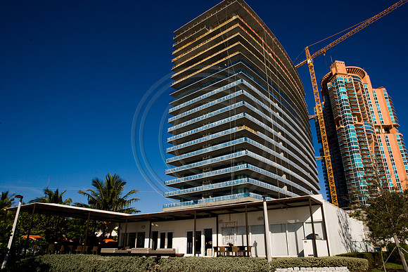 36136_DG_Color_USA_Miami_Beach_FL_Related_GroupZV4N0584