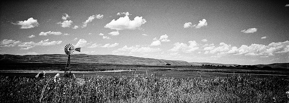 7552_FM_BW_XPAND_AZ_01_6.jpg