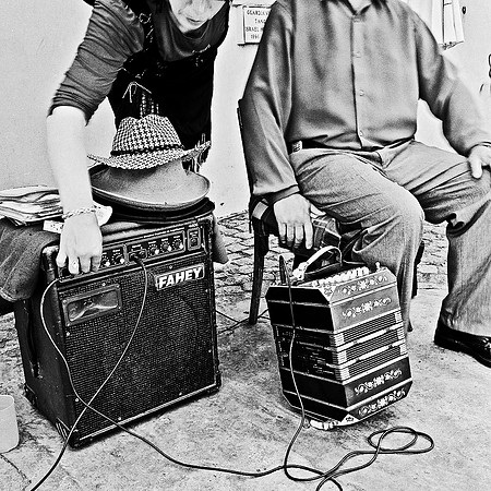 2637_FM_BW_SQ_LA_BOCA_TANGO_BUENOS_AIRES_ARGENTINA_2004_3