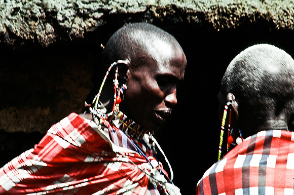55424_SL_COLOR_TRIBE_CAMP_MASAI_KENYA_AFRICA_1989_15