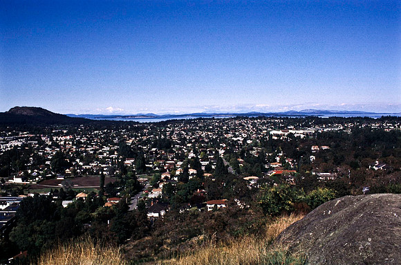 06807_B19_SL_COLOR_VICTORIA_WS_97_09.jpg