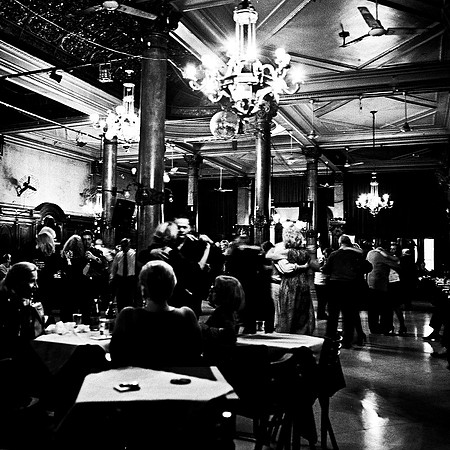 2662_FM_COLOR_SQ_CAFE_REAL_TANGO_BUENOS_AIRES_ARGENTINA_2004