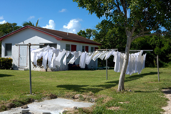 36168_DG_Color_USA_Harbour_Island_Bahamas_Related_GroupZV4N2165