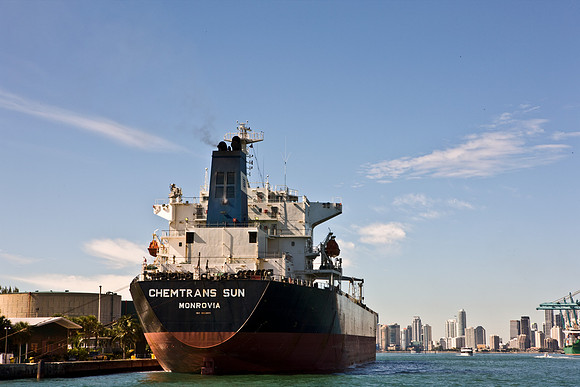 3105_DG_Cargo_Ship_Containers_Port_Miami_FL_5L8Y7551