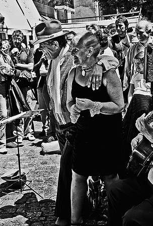 2627_FM_BW_35MM_BUENOS_AIRES_ARGENTINA_2004_31