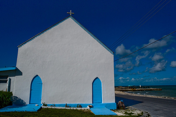 36163_DG_Color_USA_Harbour_Island_Bahamas_Related_GroupZV4N1828