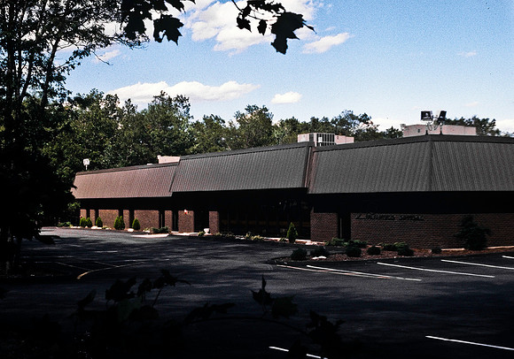 64032_B1_SL_COLOR_NY_80_10.jpg