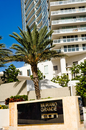 36142_DG_Color_USA_Miami_Beach_FL_Related_Group_South_of_Fifth36142_RELATED_DG_ZV4N4891