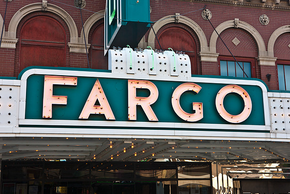 0017_DG_Fargo_North_Dakota_5L8Y3953
