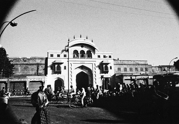 47280_SL_COLOR_INDIA_1987_5