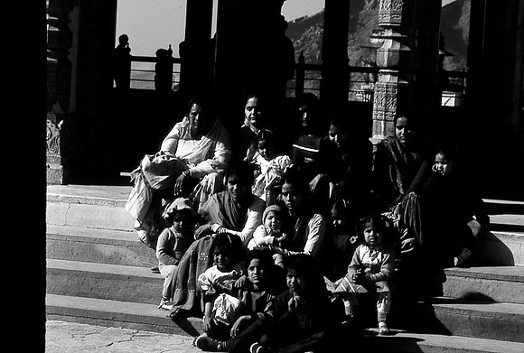 47289_SL_COLOR_INDIA_1987_4