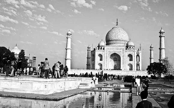 47272_SL_COLOR_INDIA_1987_11