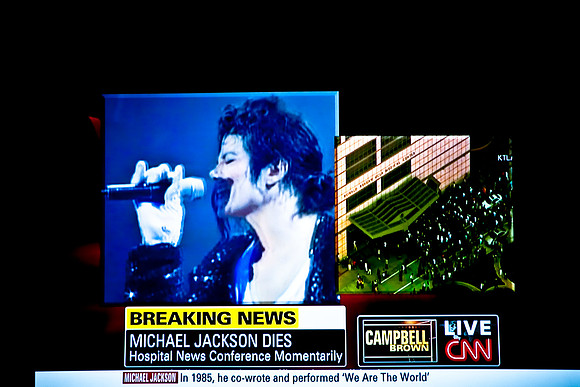3046_Micheal_Jackson_TV-0403