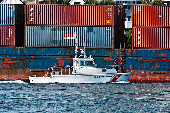42595_Port_Cargo_Ship_Miami_Beach_FL_ZV4N6880