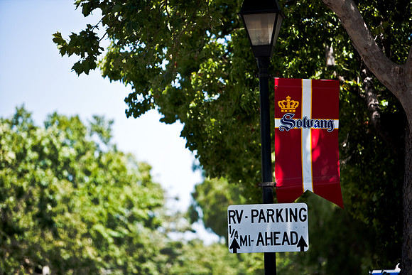 06584_ZV4N_1874_DG_COLOR_HWY_154_Los_Olivos_Slovanc_CALIFORNIA_CA_USA_2007