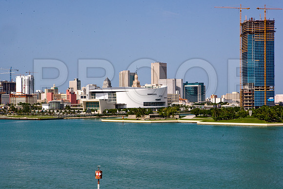 84691_2008_DG_Color_USA_Miami_FL_ZV4N1982
