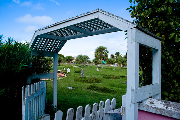 36291_DG_Color_West_Indies_Harbour_Island_BahamasZV4N2203