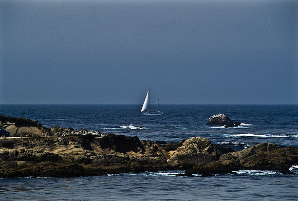 47937_B17_SL_COLOR_17M_DRIVE CARMEL_CA_97_13.jpg