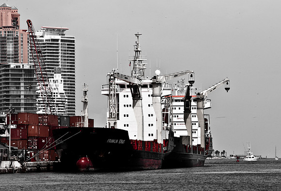 3042_Miami_Urban_20090618-5L8Y9651