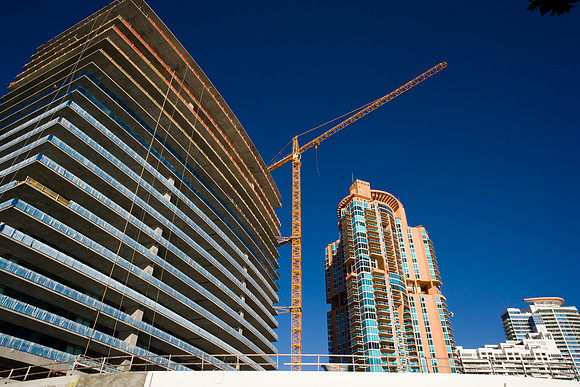 36136_DG_Color_USA_Miami_Beach_FL_Related_GroupZV4N0572