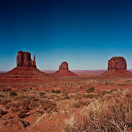 2298_FM_COLOR_AZ_02_1.jpg