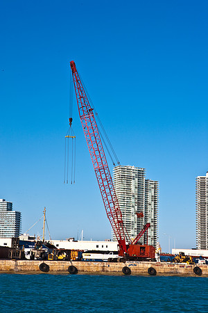 3452_DG_Port_Cargo__Miami_FL_5L8Y0311