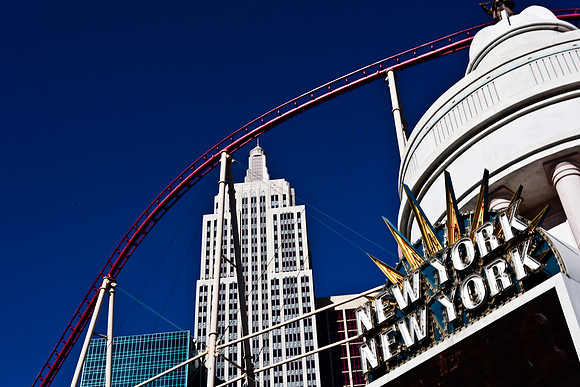06649_DG_COLOR_ZV4N_2615_LAS_VEGAS_NEVADA_NV_USA_2007