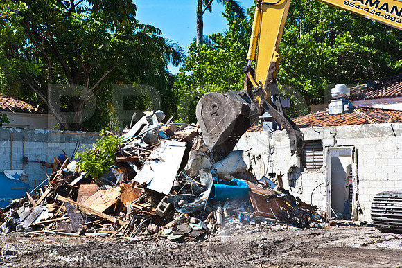 3880_DG_Fisher_Island_Hair_Salon_Demolition_Construction_ZV4N0885
