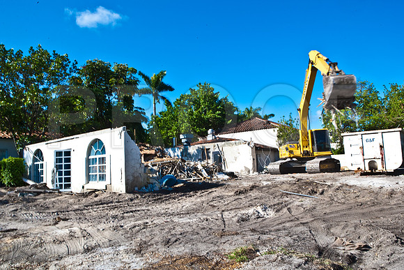 3880_DG_Fisher_Island_Hair_Salon_Demolition_Construction_ZV4N0860