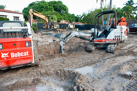 3080_DG_Fisher_Island_Beach_Club_Constrution_Carl_2009DSC_7088