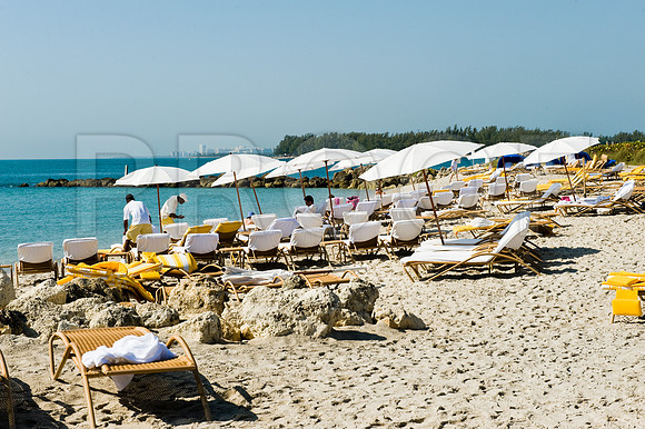 3080_DG_Fisher_Island_Beach_Club_Constrution_Carl_2009DSC_5848