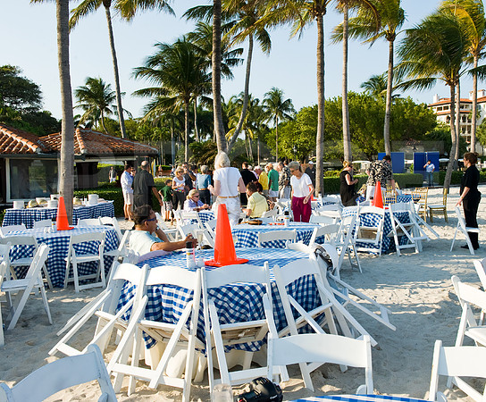 3080_DG_Fisher_Island_Beach_Club_Constrution_Carl_2009DSC_5972