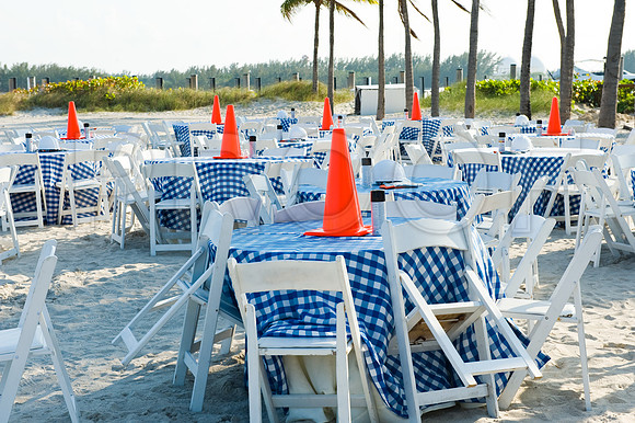 3080_DG_Fisher_Island_Beach_Club_Constrution_Carl_2009DSC_5957