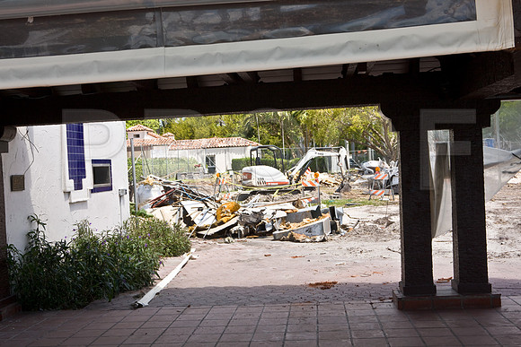 2905_DG_Fisher_Island_Demolition_Beach_Club_Maimi_FL20090425-5L8Y6716