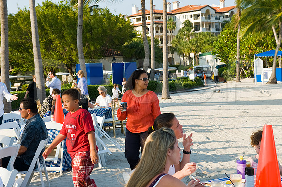 3080_DG_Fisher_Island_Beach_Club_Constrution_Carl_2009DSC_5975