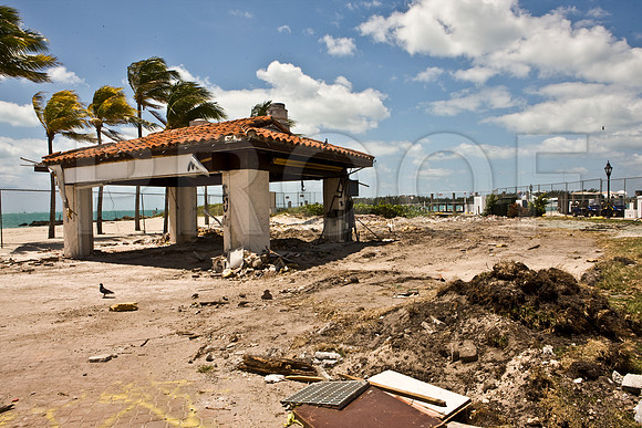 2905_DG_Fisher_Island_Demolition_Beach_Club_Maimi_FL20090425-5L8Y6693