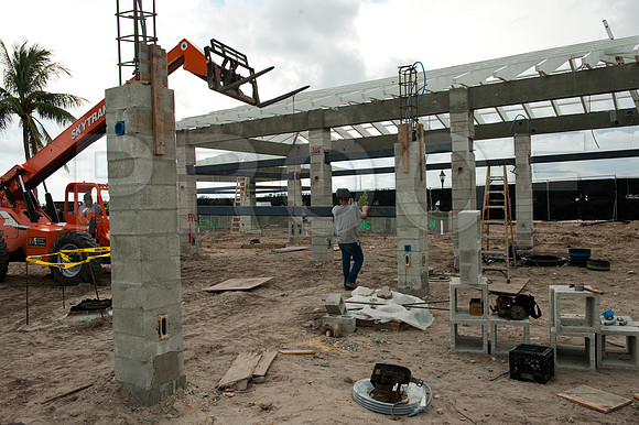 3080_DG_Fisher_Island_Beach_Club_Constrution_Carl_2009DSC_7271