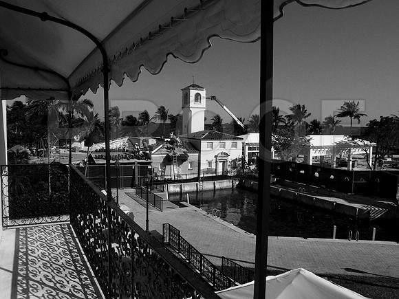 3080_DG_Fisher_Island_Beach_Club_Constrution_Carl_2009IMG_6961