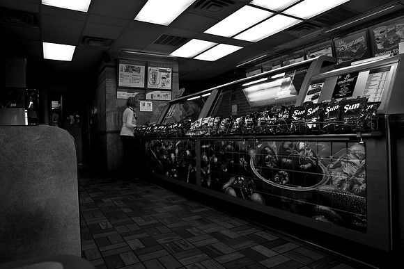 0014_DG_Lake_City_FL_USA_2009_5L8Y0184