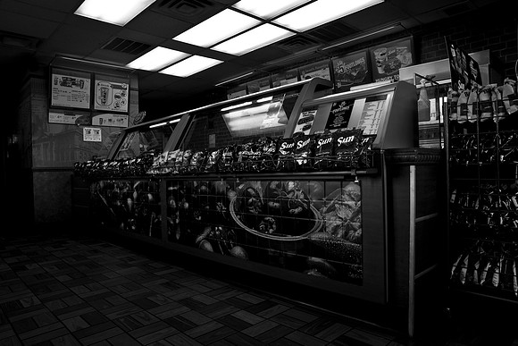 0010_DG_Lake_City_Subway_Florida_USA_2009-0188