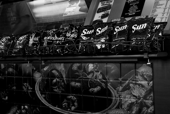 0010_DG_Lake_City_Subway_Florida_USA_2009-0190